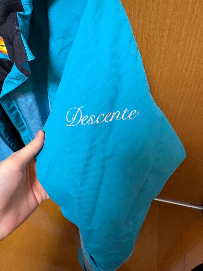Descente スキーウェア 青黒 女性用　上下セット