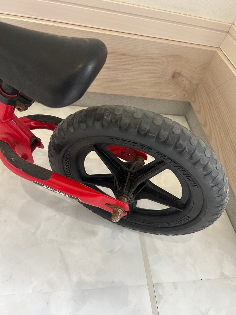 ストライダー スポーツモデル 12インチ レッド 赤 正規品 ST-S4