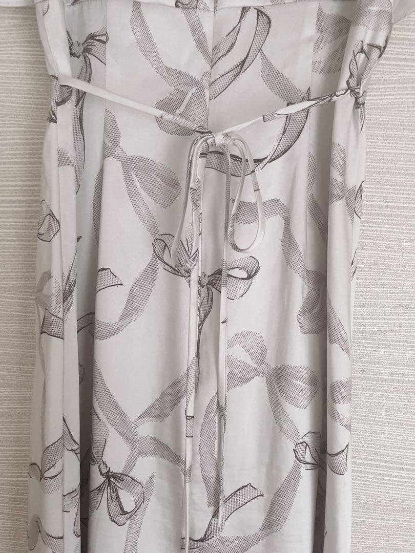 SNIDEL 完売 大人気 リボンスリーブデザインワンピース 00 GBEG