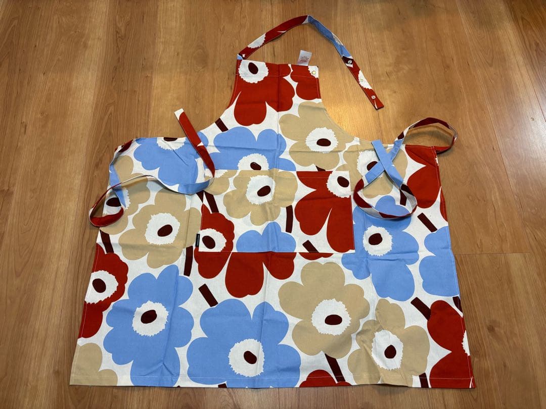 【新品未使用】marimekko マリメッコ　エプロン