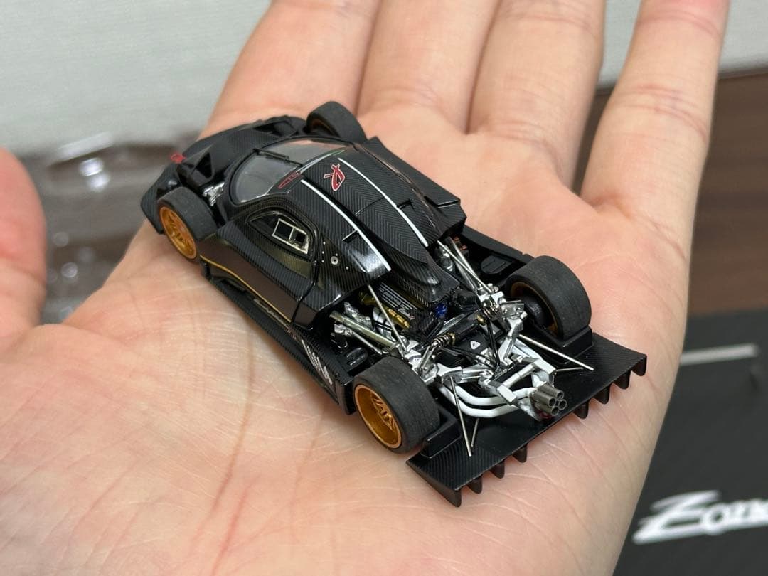 ミニカー Pagani Zonda R 1/64 ARbox