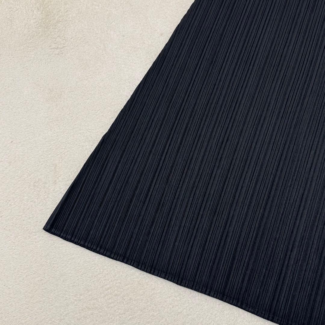 極美品✨PLEATS PLEASE プリーツ　ワンピース　ブラック　フレア