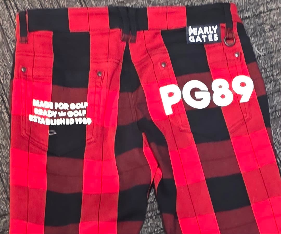 PEARLY GATES 【ストレッチ素材】赤×黒 パンツ&帽子 Size 4