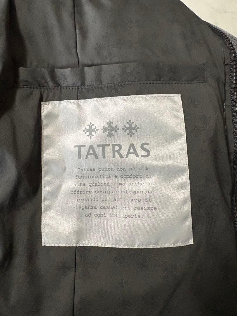 タトラスRマークダウンベスト