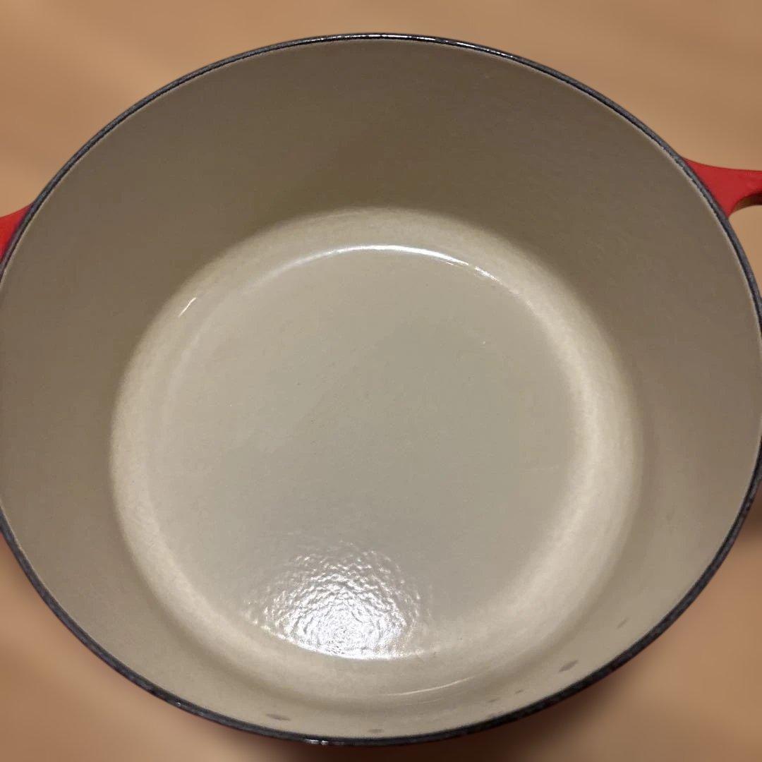 LE CREUSET 赤 両手鍋 24㎝蓋付き