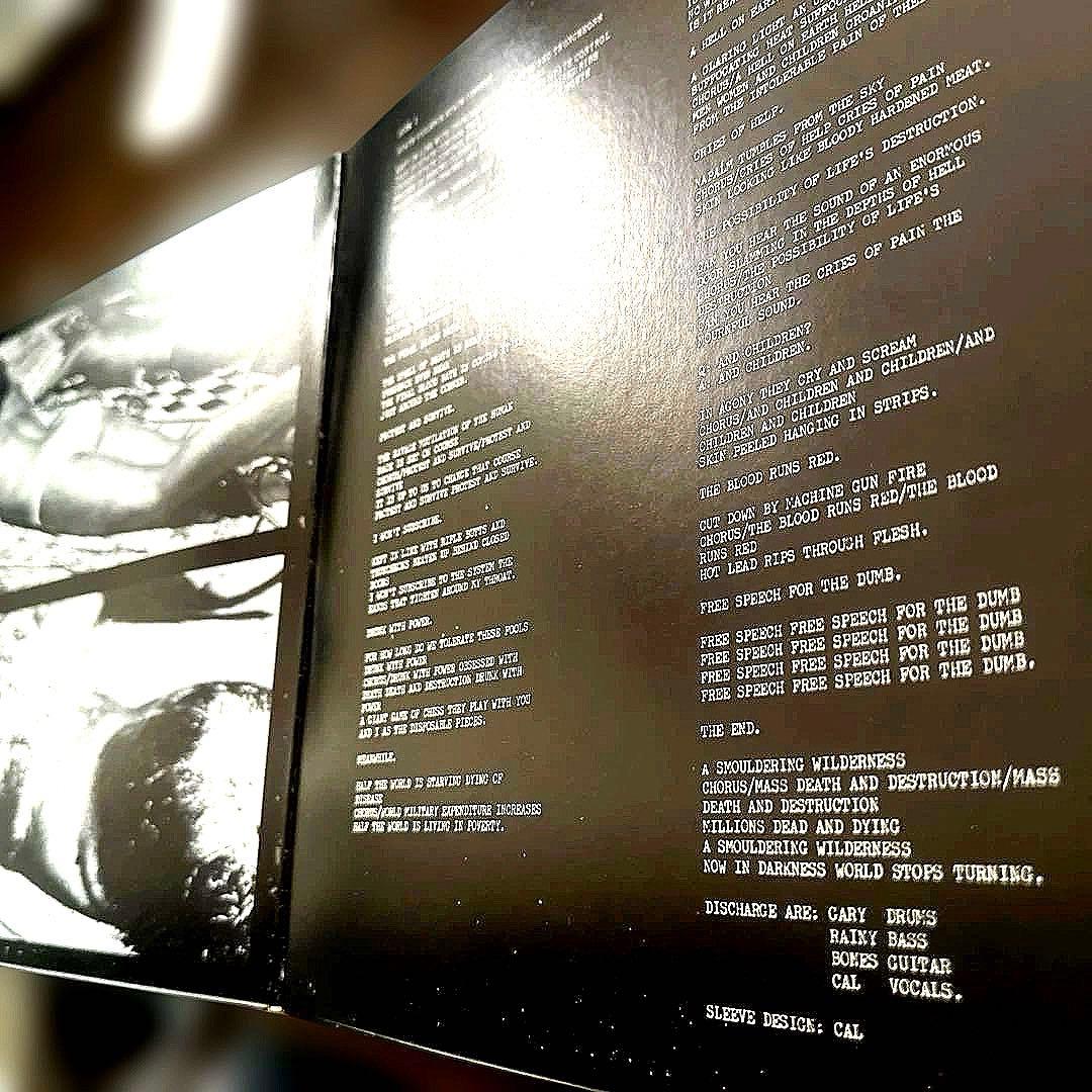 ディスチャージ日本デビュー盤LPレコード