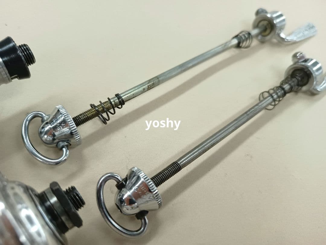 82 【中古美品】CAMPAGNOLO　カンパニョーロ　スモールハブセット