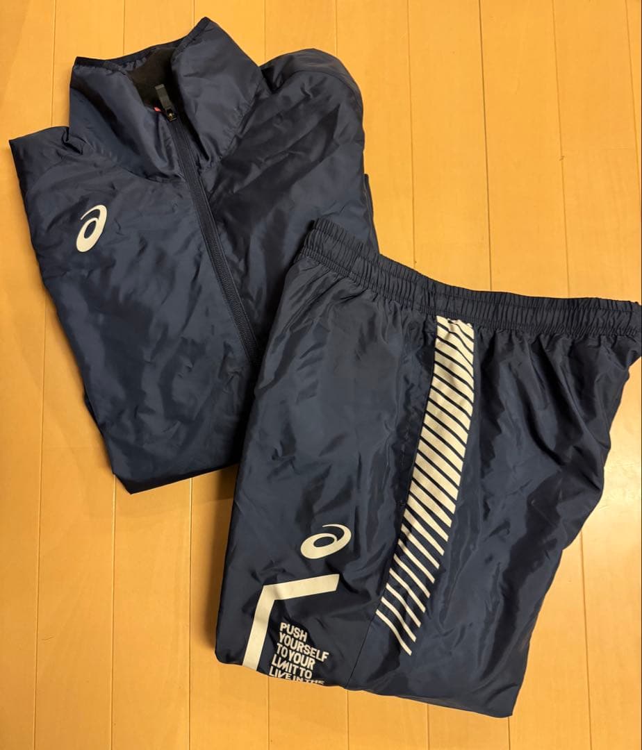 asicsアシックス　ウィンドブレーカー　上下セット　ネイビー　M