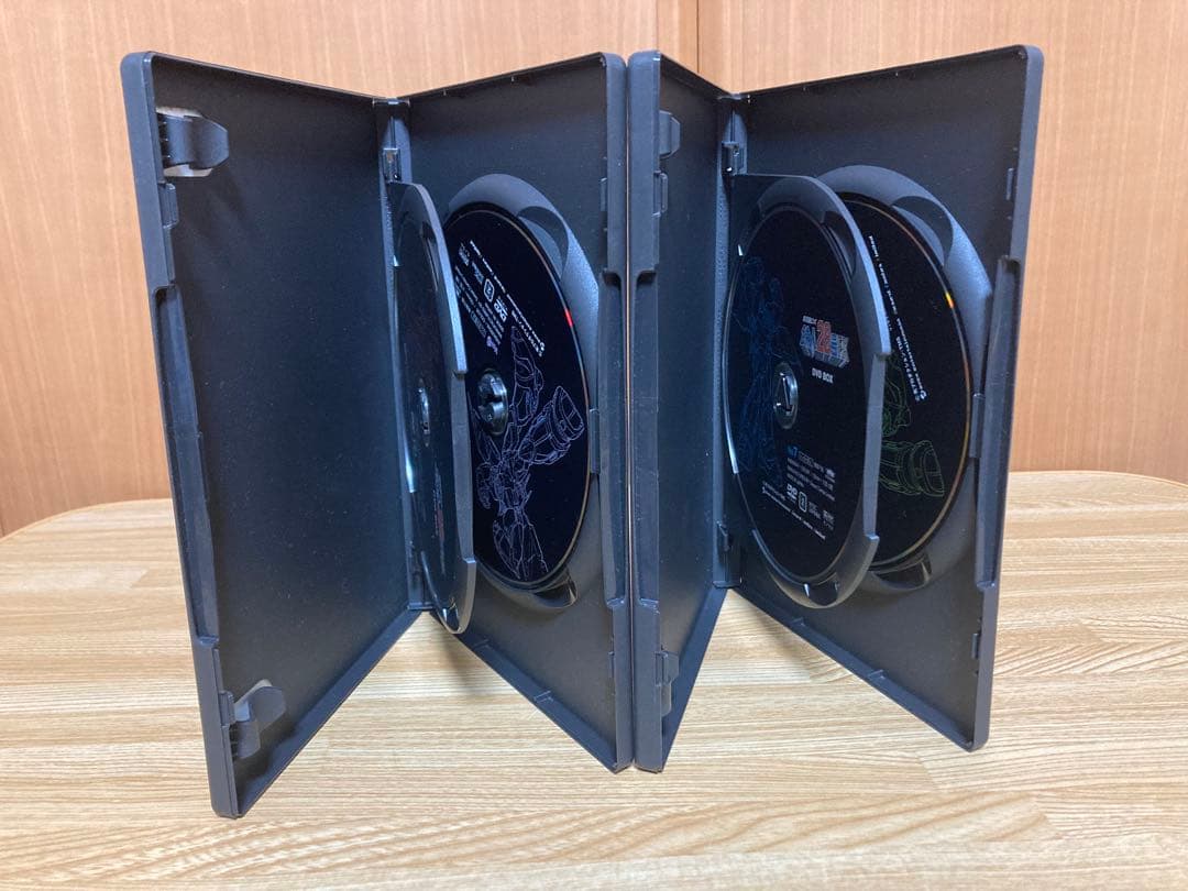 超電動ロボ鉄人28号FX DVD-BOX〈初回受注限定生産・8枚組〉