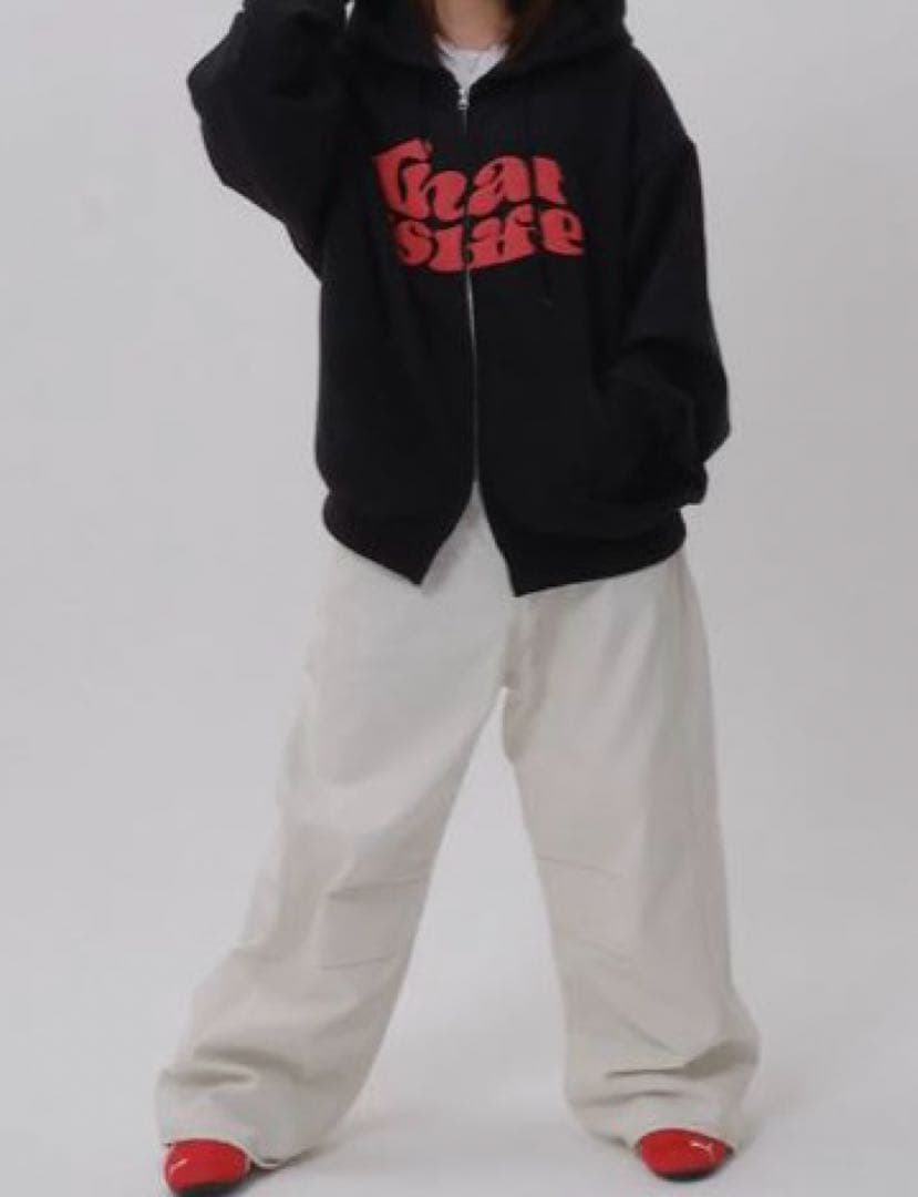 HEAVY WEIGHT FRONT LOGO ZIP HOODIE ブラック