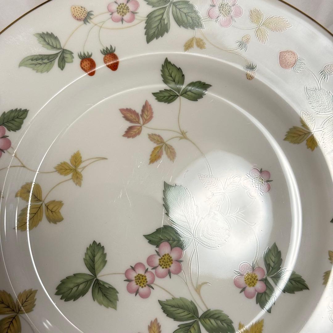 WEDGEWOOD WILD STRAWBERRY 黒壺 バックスタンプ有