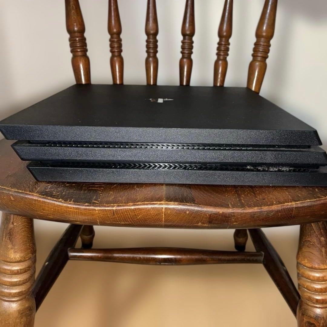 PlayStation 4 pro 本体 CUH-7100B 1TB