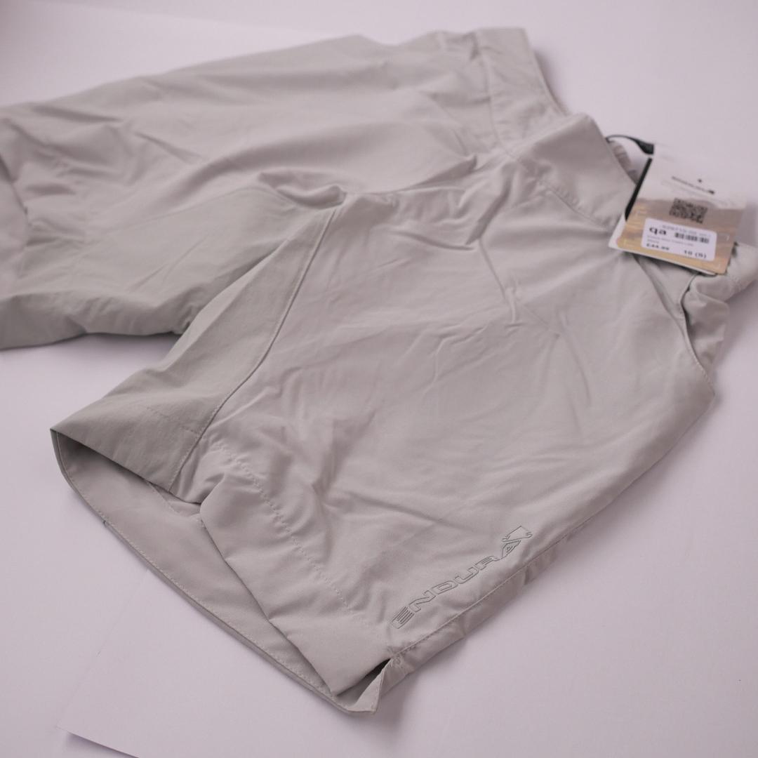 新品/ENDURA/レディース/ショートパンツ/インナーパッド付/M/グレージュ