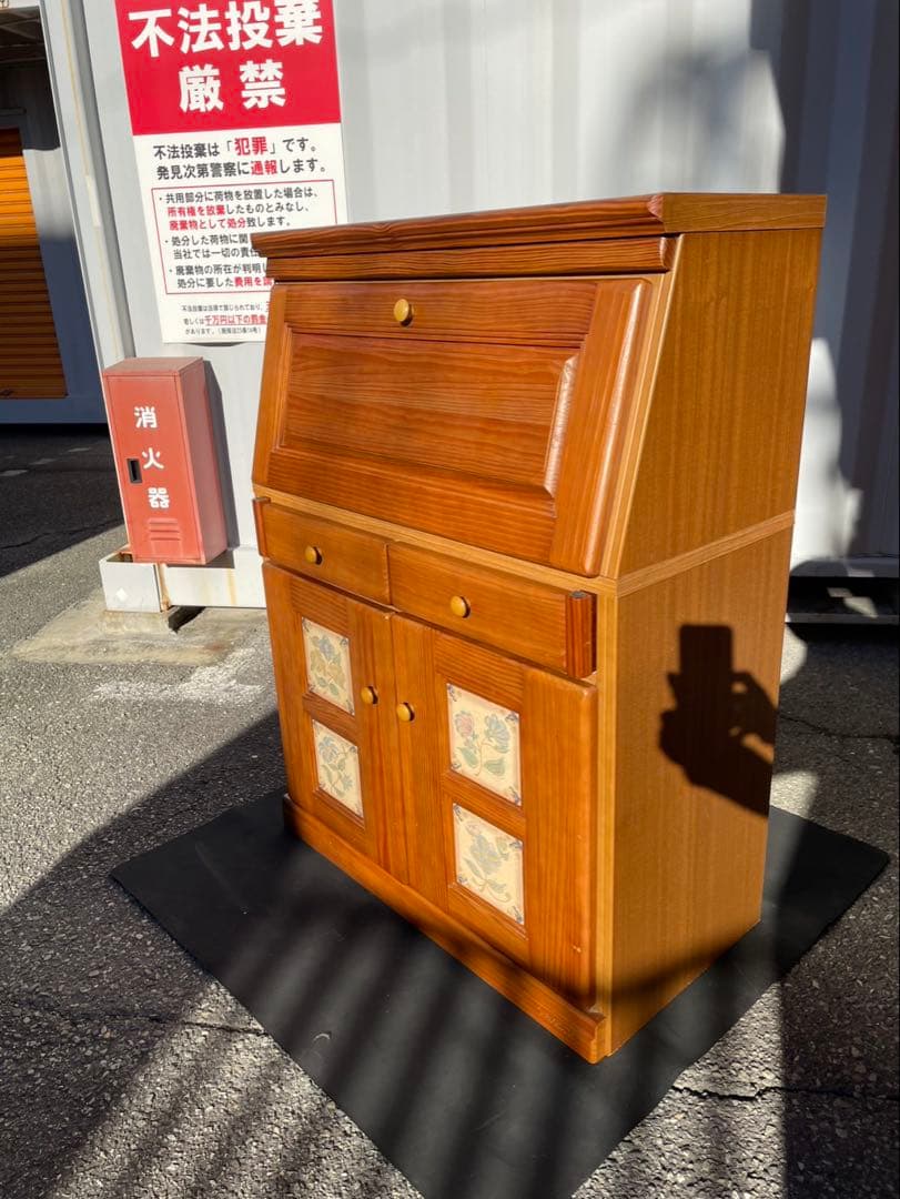カントリー家具　ライティングビューロー　木製クラシックキャビネット　石タイル