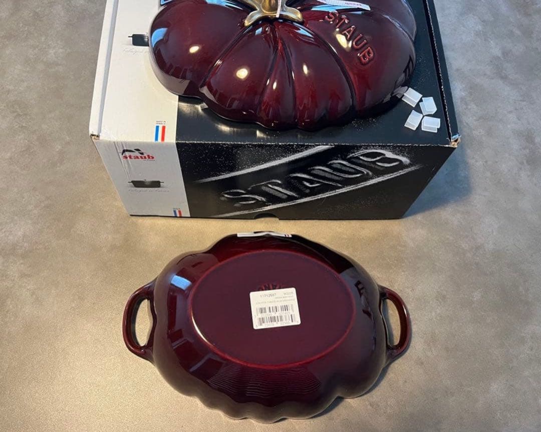 激レア STAUB ストウブグレナディンレッドトマトココット　25cm 両手鍋