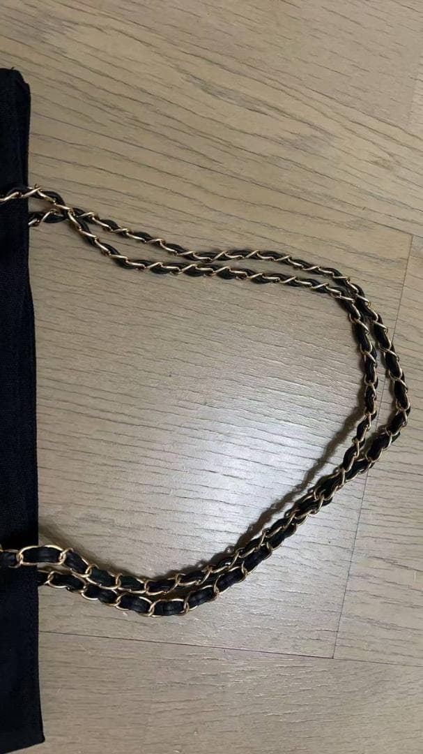 未使用 プリント ストラップチェーン付き 2way トートバッグ ブラック