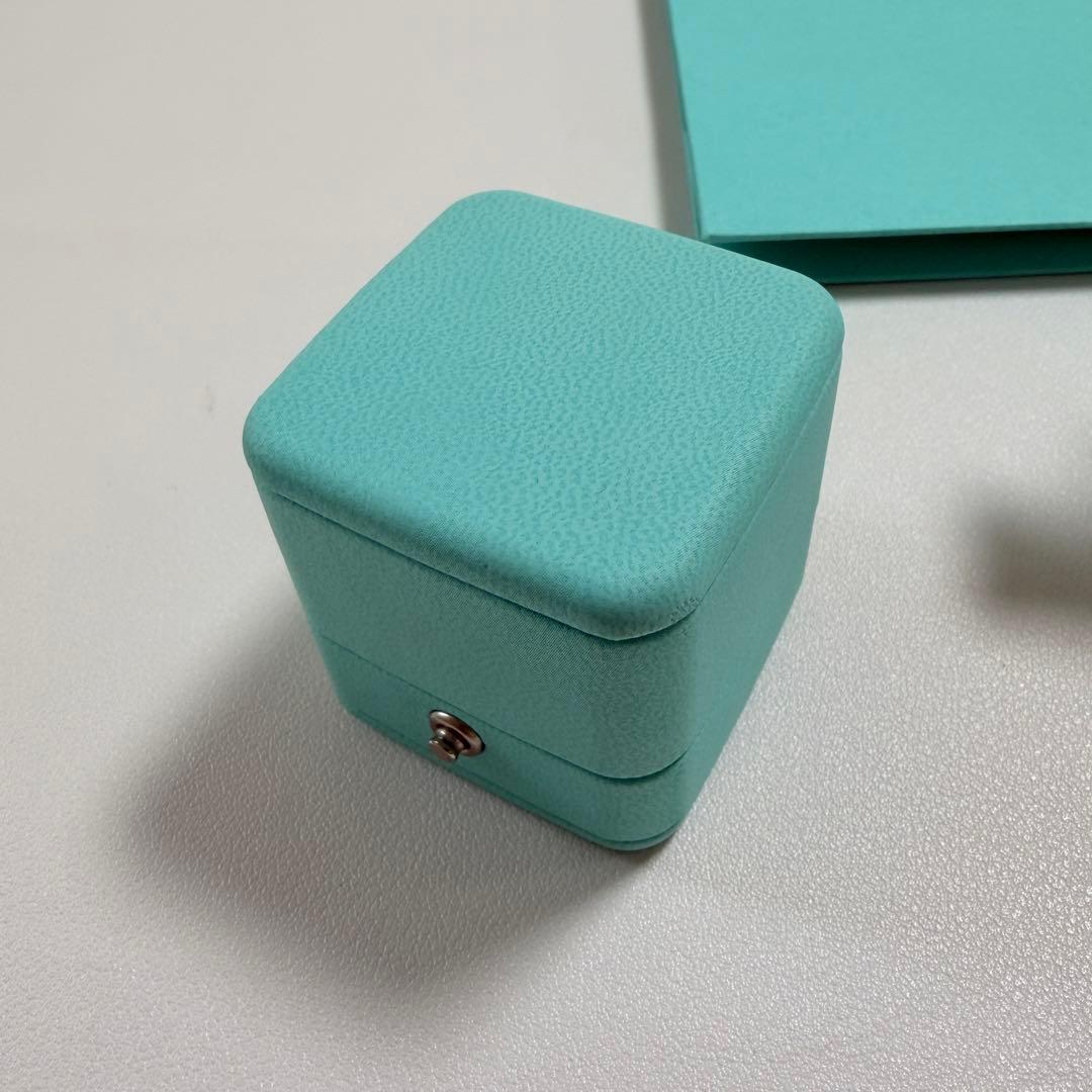 極美品　ティファニー　リングケース　指輪入れ　空箱　リボン付き　ブルーボックス