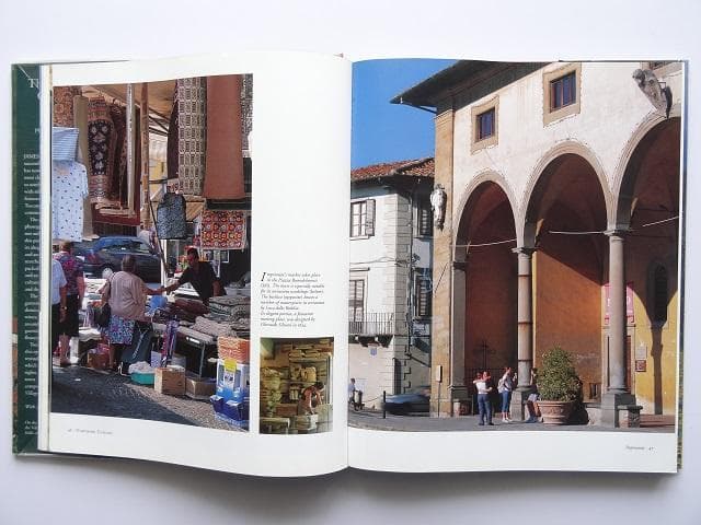 洋書◆イタリア トスカーナ地方の美しい町の写真集 本 建築 風景 景色 教会