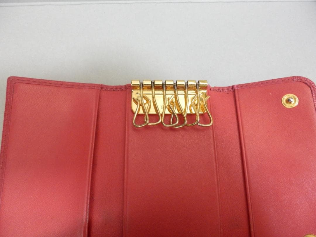 PRADA レッド レザー キーケース