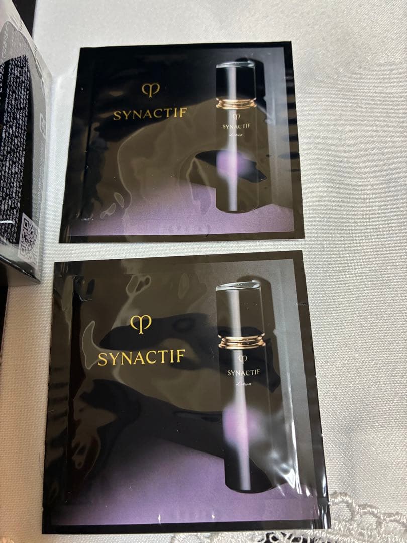 クレドポーボーテ　シナクティフサボンn レフィル100g 新品未開封おまけ付き