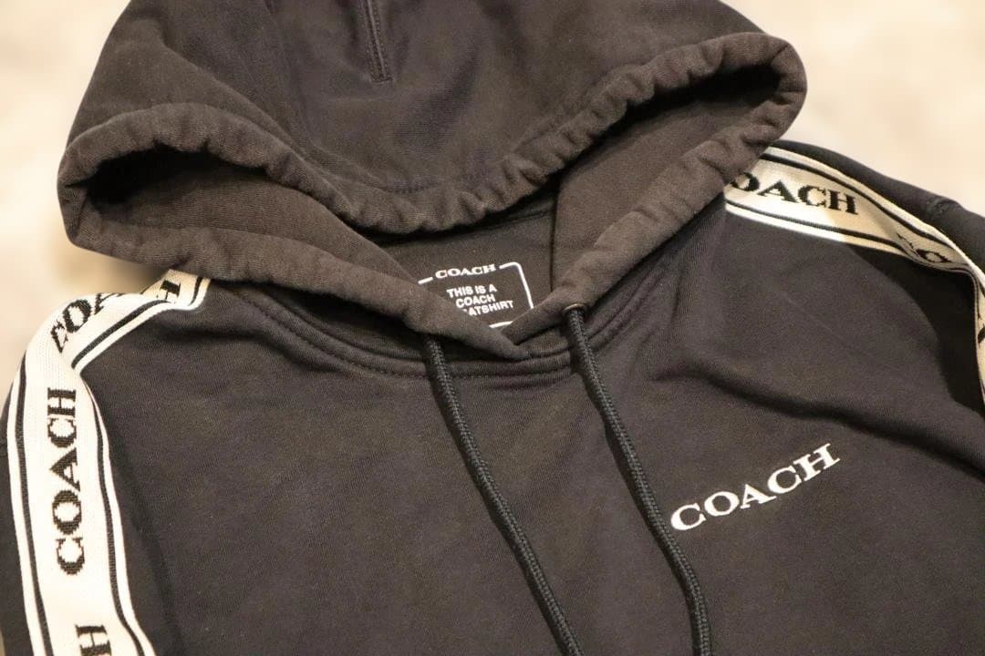 COACH ブラック フード付きパーカー Sサイズ