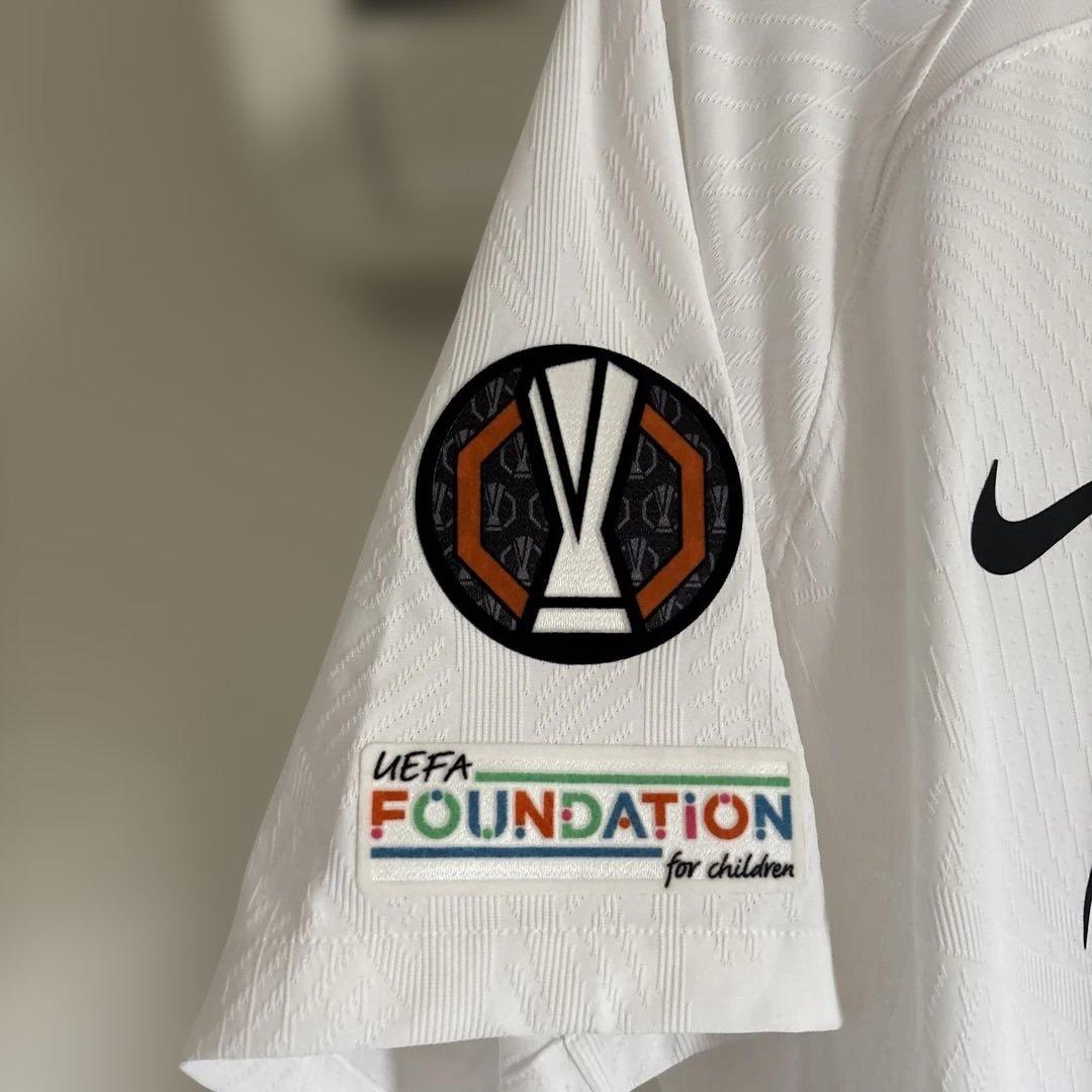 Eintracht Frankfurt ヨーロッパリーグユニフォーム