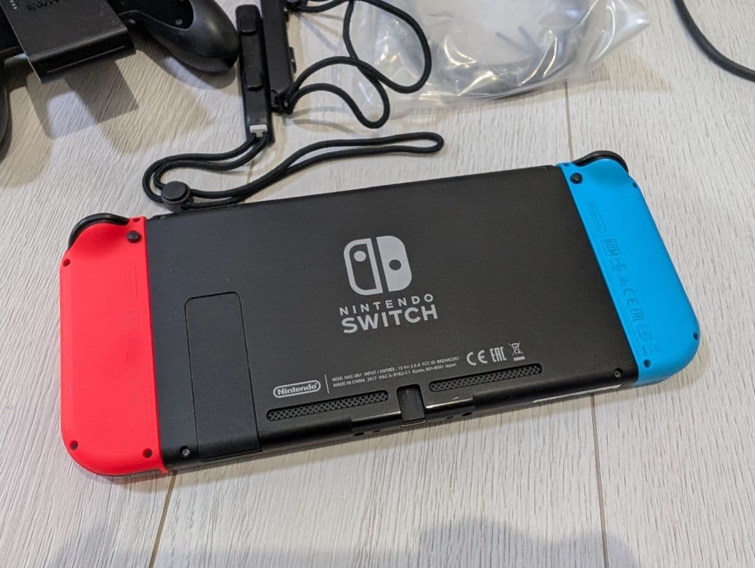 K*様 Nintendo Switch 本体 青/赤 Joy-Con付き