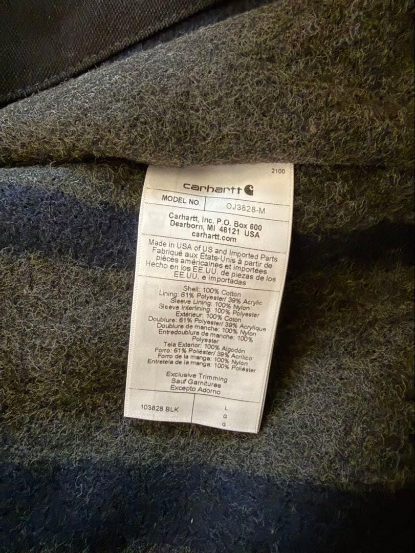 Carhartt ブラックジャケット Lサイズ