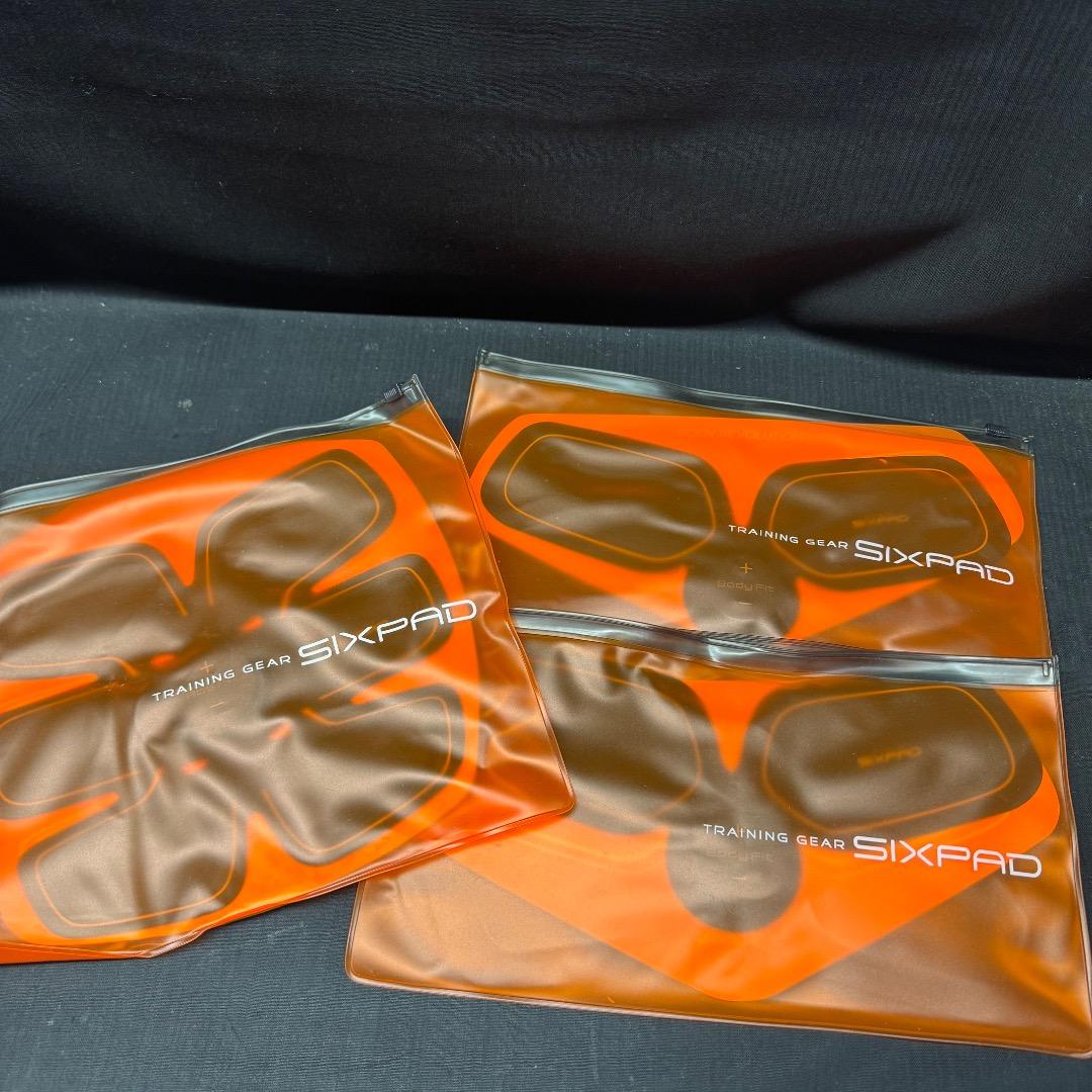 ⬜︎Dc左1007 シックスパッド　 TRAININGGEAR 3点まとめ