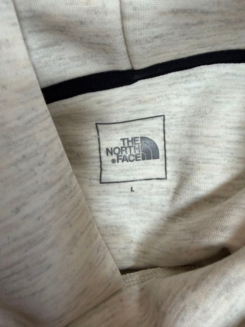 THE NORTH FACE ライトグレー パーカー