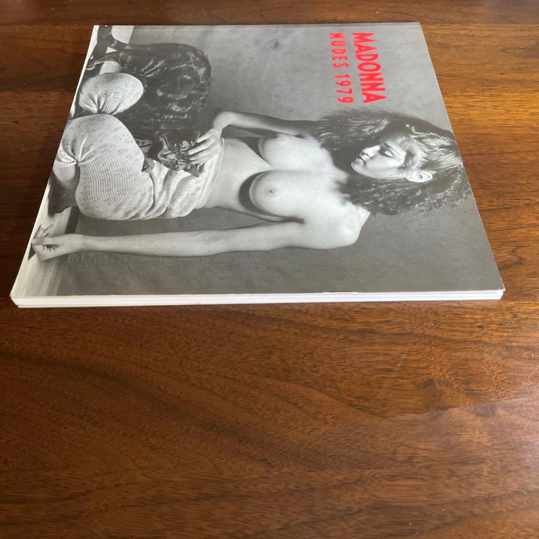 マドンナ写真集　NUDES 1979
