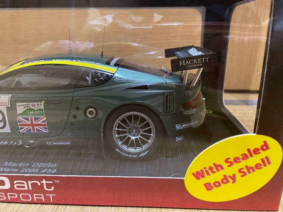 丸*子様 solido 1/18 アストンマーチン DBR9