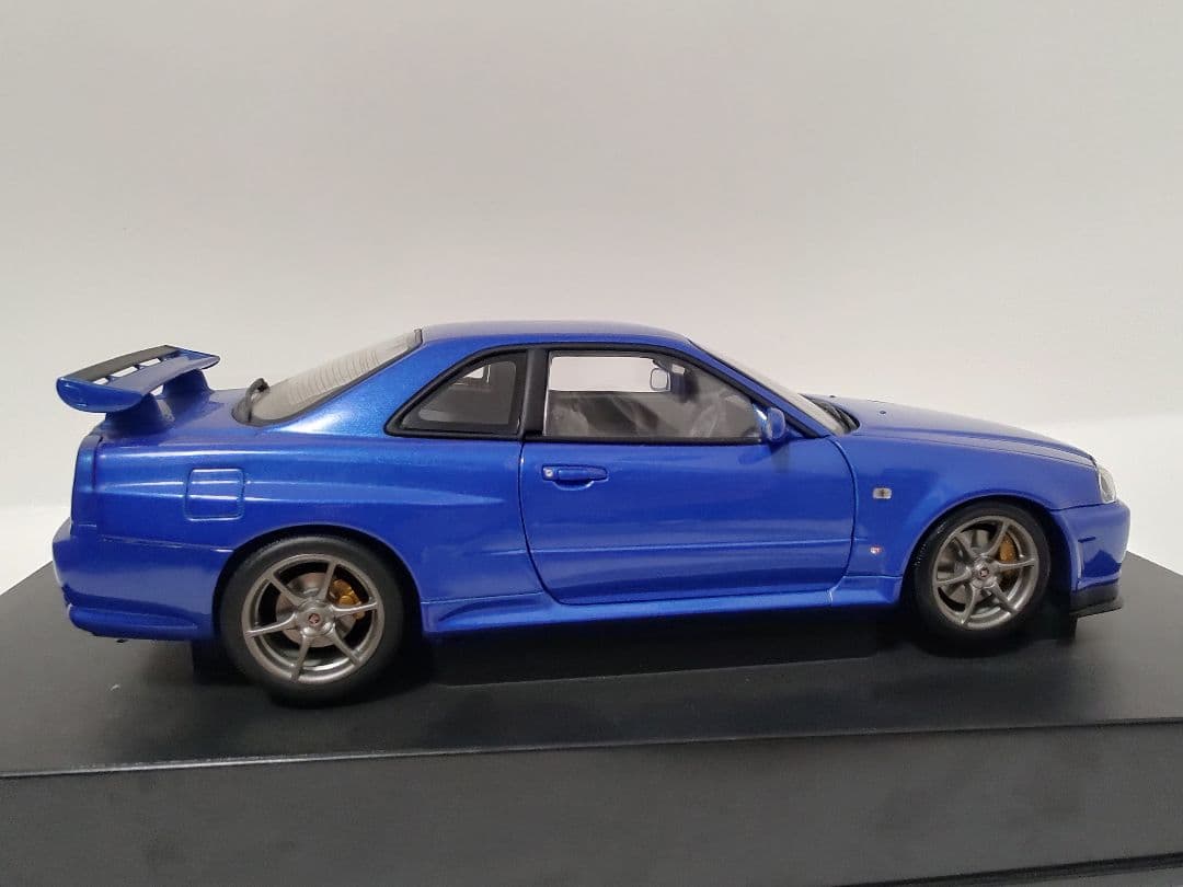 【箱ケースなし】オートアート 1/18 スカイライン R34GT-R