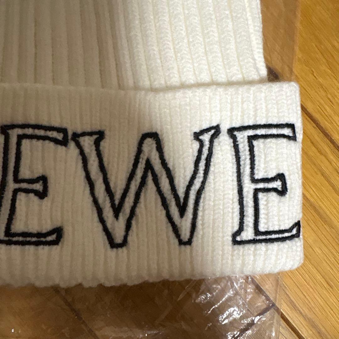 LOEWE ホワイト ニット帽 週末限定セール‼️