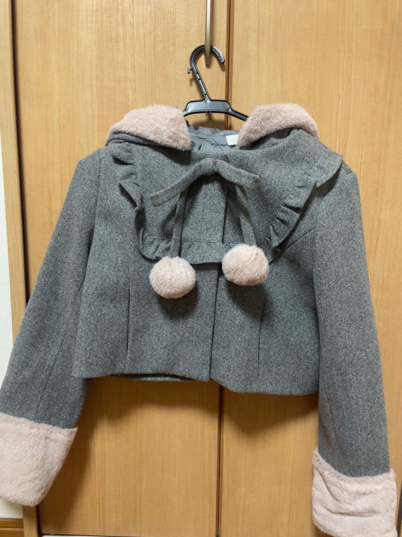 pium♡ファーリボンヨークフリルショートコート