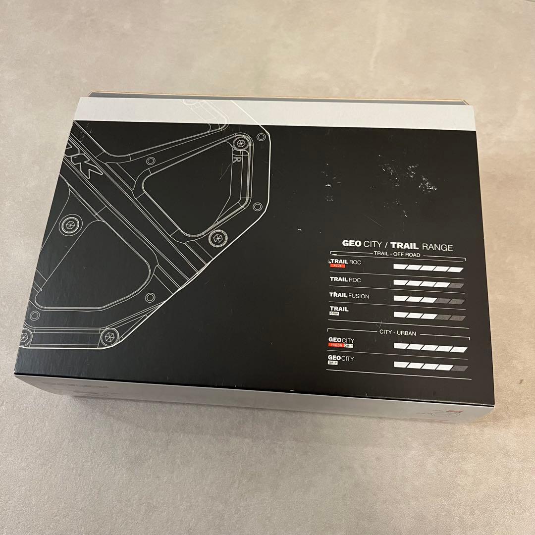 【新品未使用】LOOK Trail Roc + ルック フラットペダル トレイル