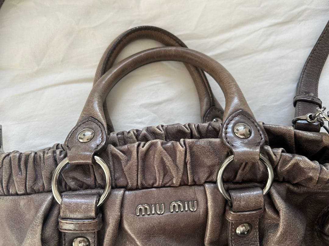 miumiu ショルダーバッグ　ギャザー　ミュウミュウ　バッグ