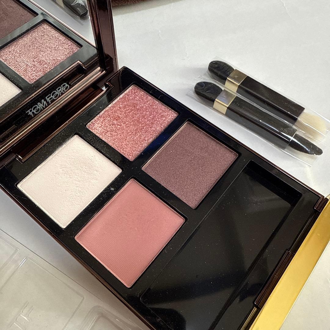 TOM FORD トムフォード アイカラークォード 030