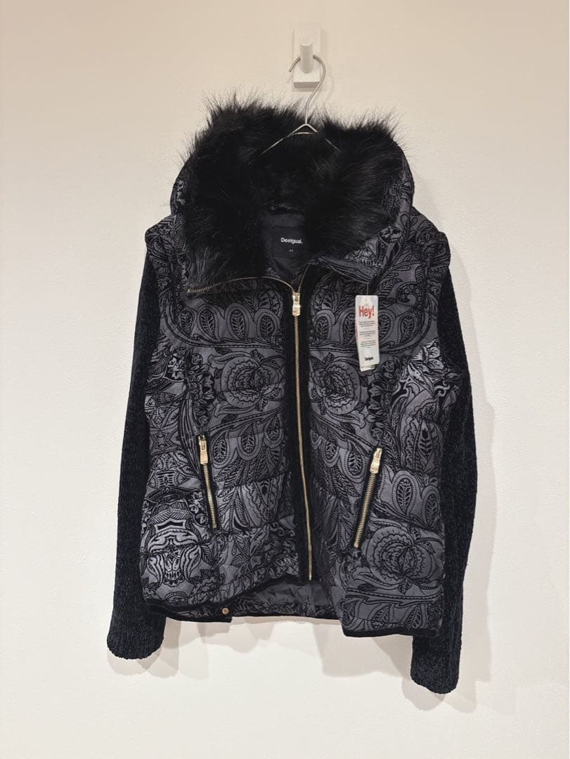 【新品タグ付】Desigual ALEXANDRA 中綿コート 黒 44 希少