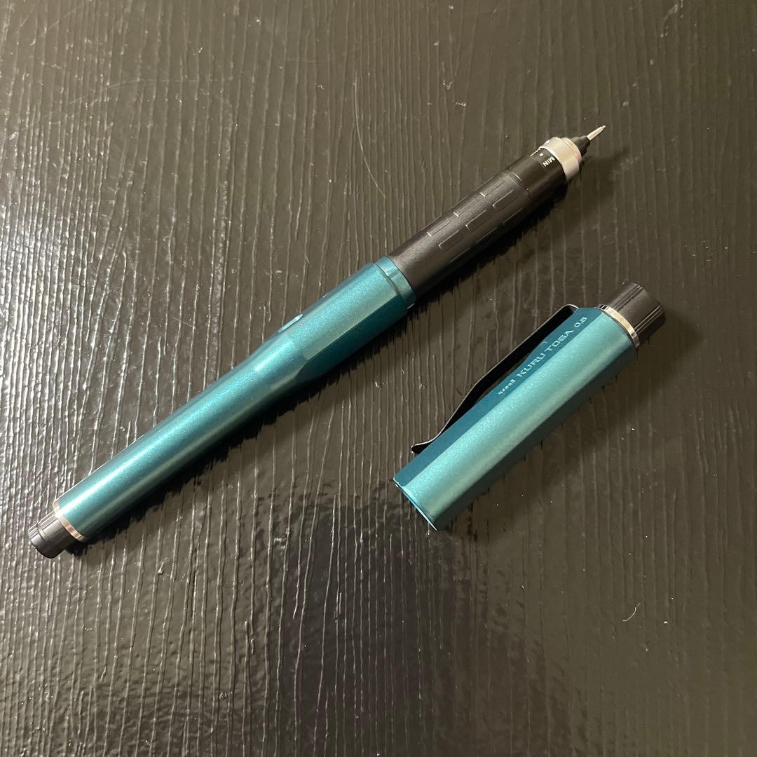 値下げしました。 クルトガダイブデンスグリーン