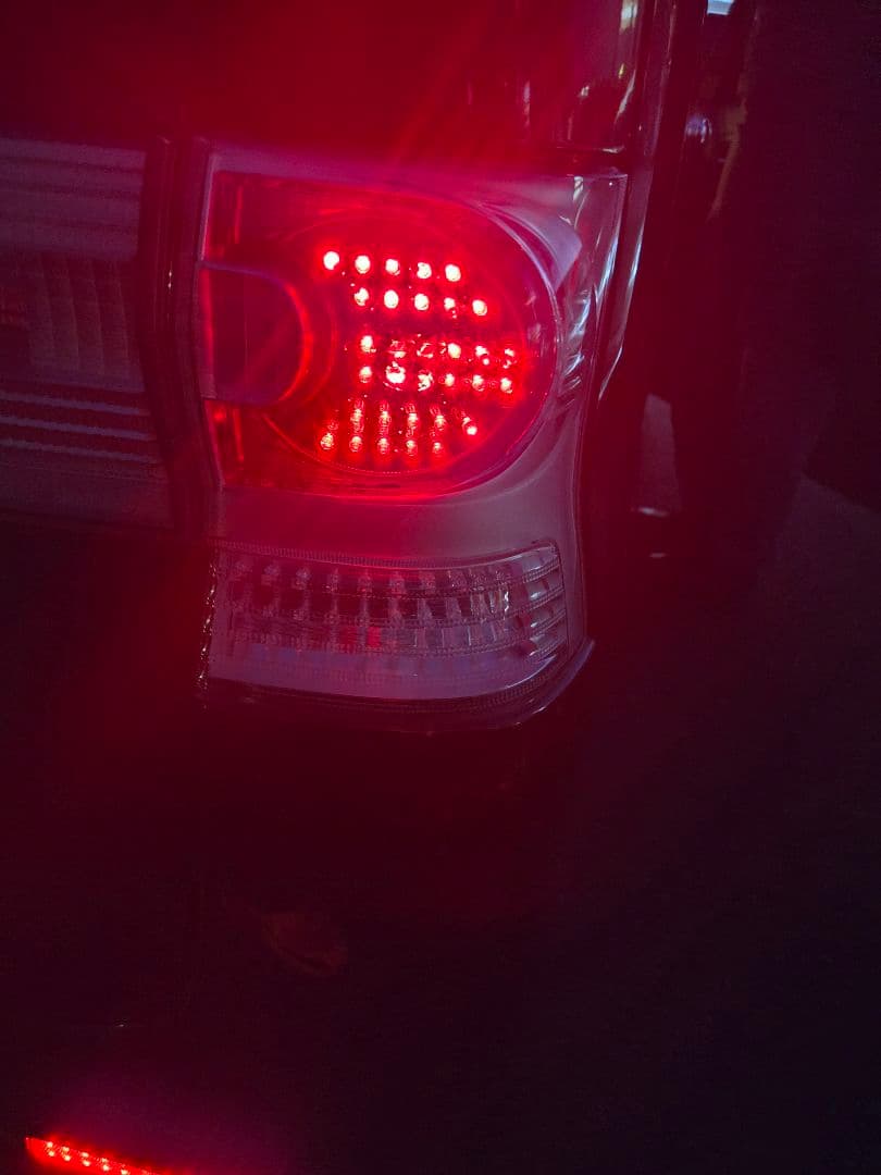 激安価格！！ タトント375 s　社外品ヘッドライトとLEDテールランプ左右