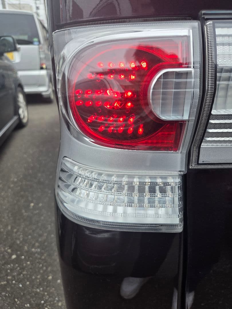 激安価格！！ タトント375 s　社外品ヘッドライトとLEDテールランプ左右