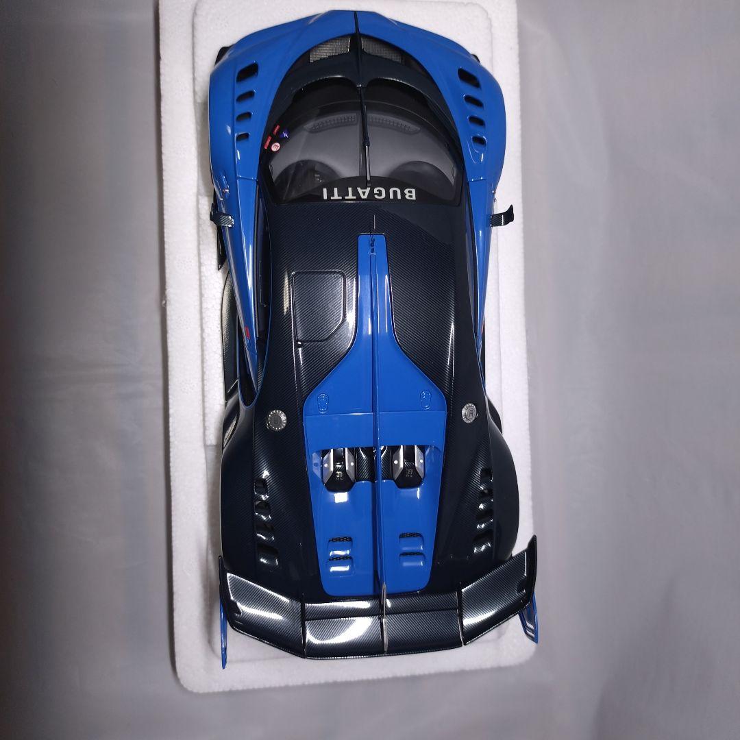 ミニカー AUTOart bugatti vision gran turismo 1/18