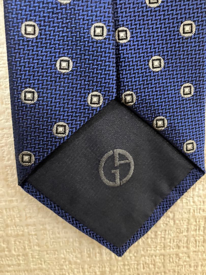 【値下げ！ほぼ未使用】Giorgio Armani ネイビー ドット柄 ネクタイ