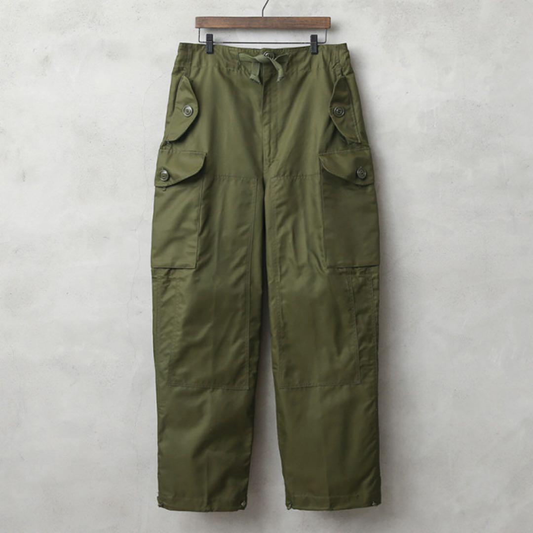 カナダ軍 ECW WINDPROOF オーバーパンツ