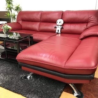 赤のソファを入荷いたしました！SALE!!