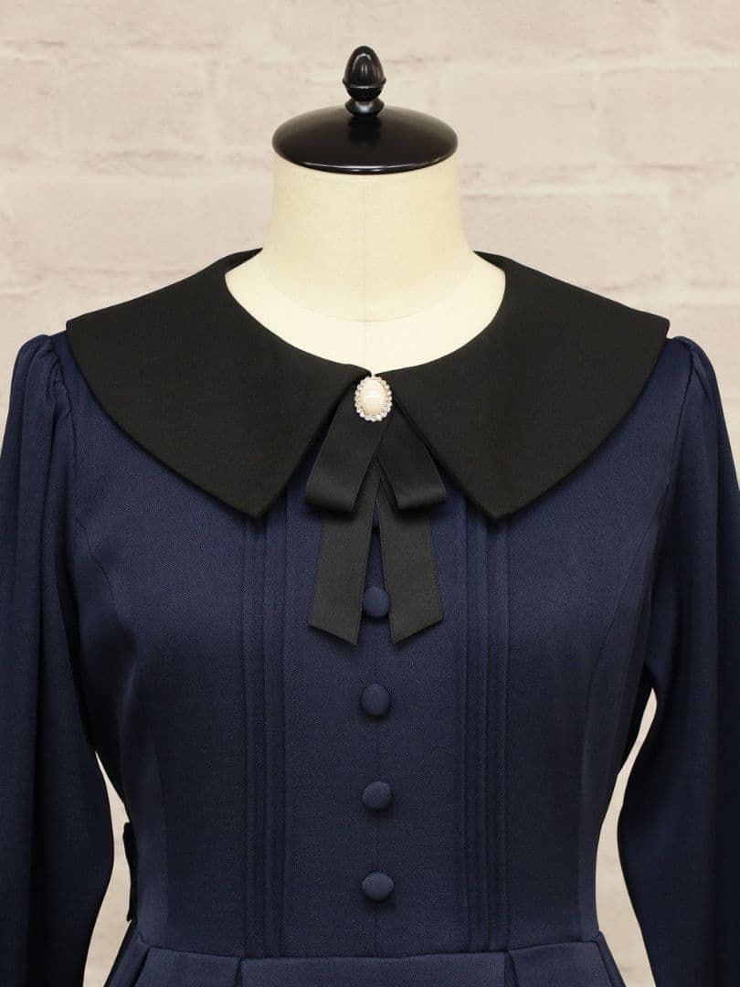 Amavel Flare Graceミドル丈ワンピース ネイビー