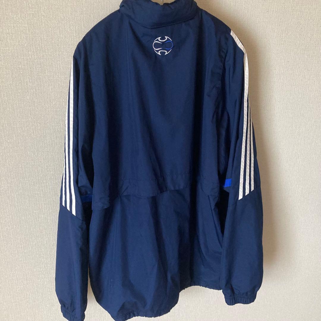 アディダス チェルシーFC ウィンドブレーカー