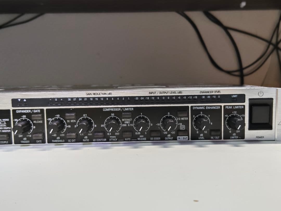 BEHRINGER（ベリンガー）MDX1600 2ch コンプレッサー