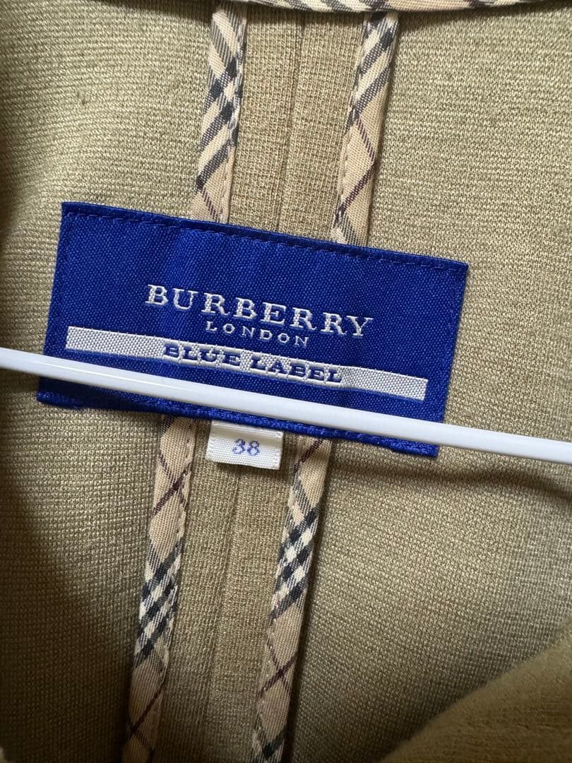 BURBERRY BLUE LABEL ポンチョ　ケープコート 38サイズ
